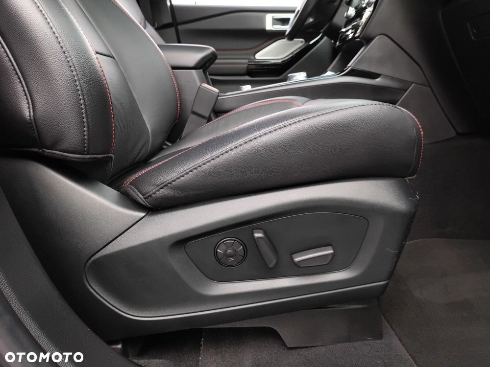 Ford Explorer 3.0 EcoBoost PHEV 4WD ST-Line - 35