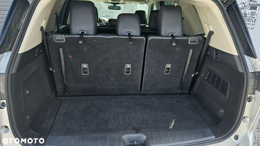 Nissan Pathfinder - 24