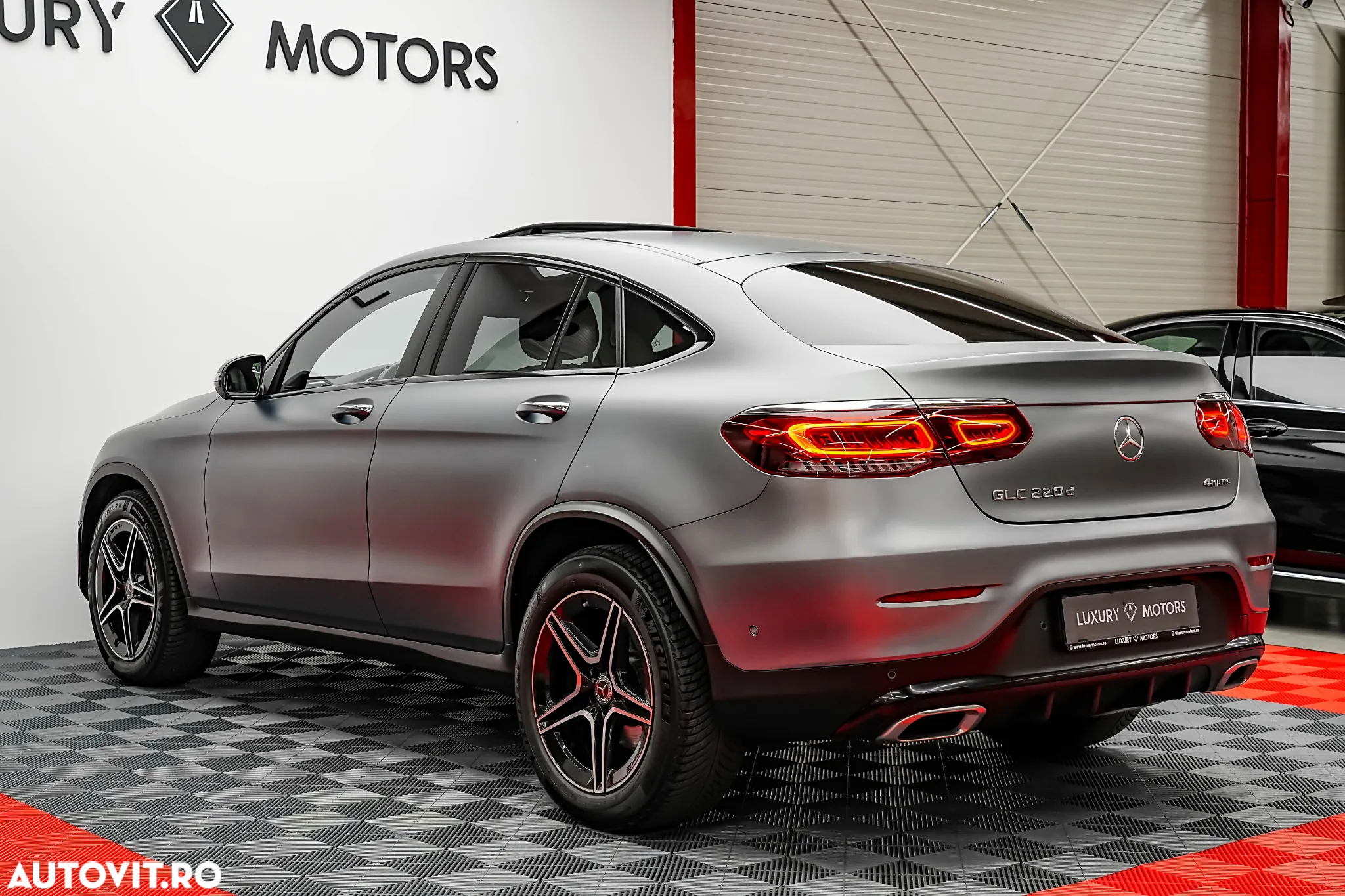 Mercedes-Benz GLC Coupe 220 d 4Matic 9G-TRONIC AMG Line Plus - 11