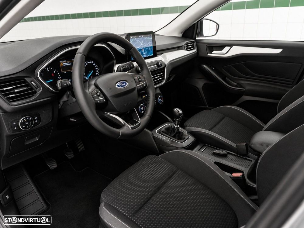 Ford Focus 1.5 TDCi ECOBlue Titanium - 8
