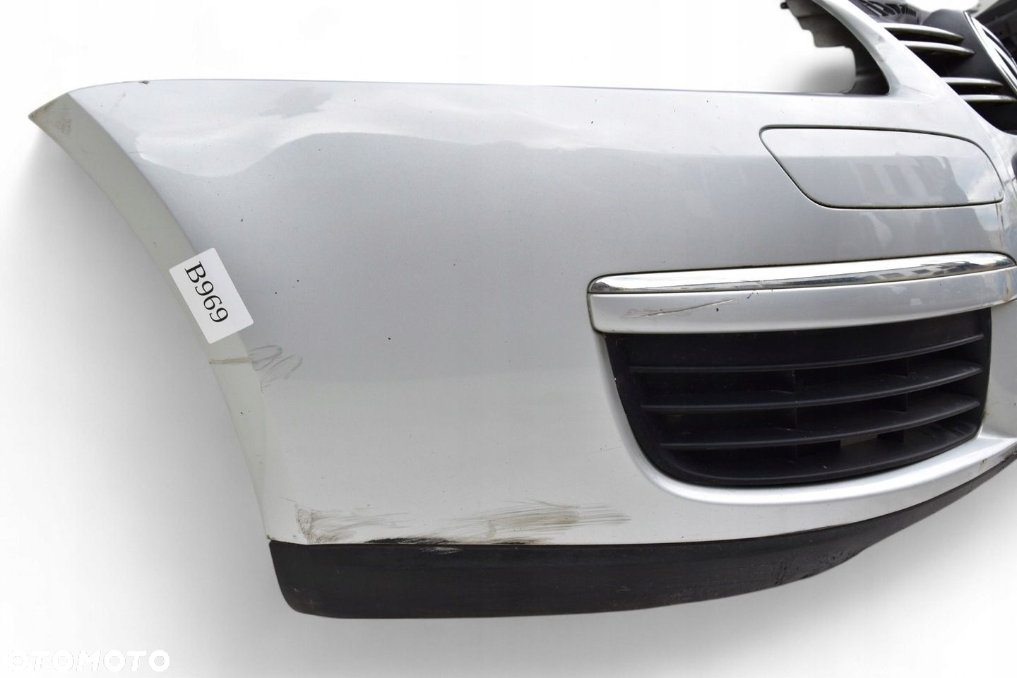 Zderzak Przód Grill VOLKSWAGEN GOLF V LA7W - 7