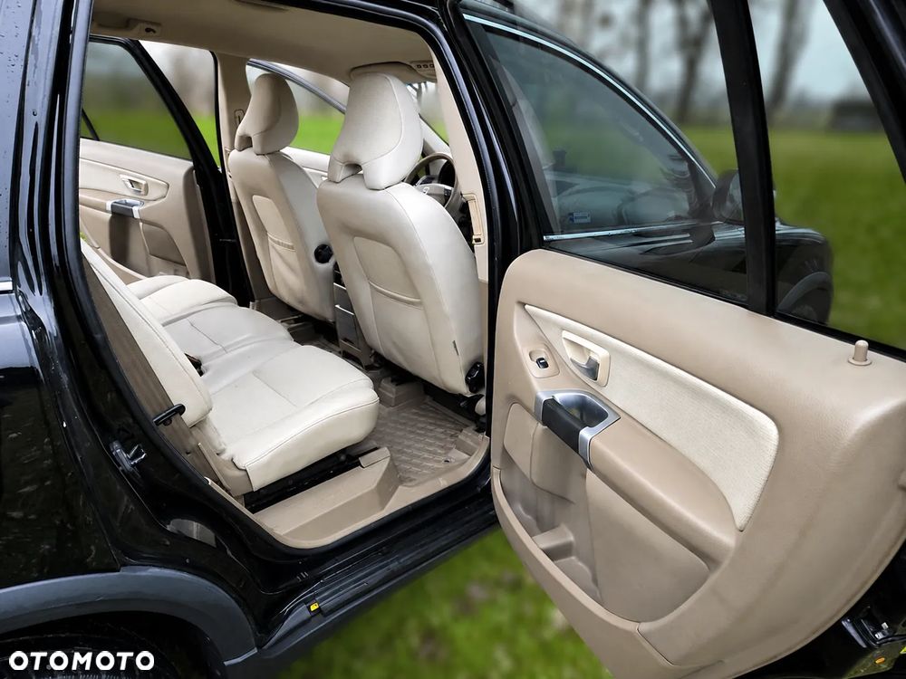 Volvo XC 90 D5 AWD Momentum - 13