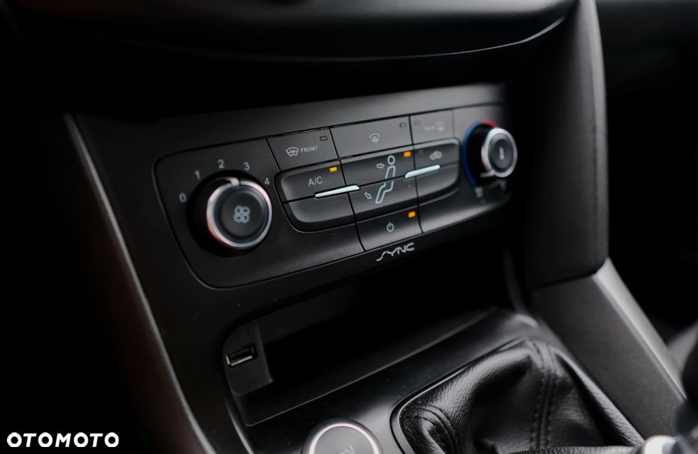 Ford Focus 2.0 TDCi SYNC Edition ASS - 13