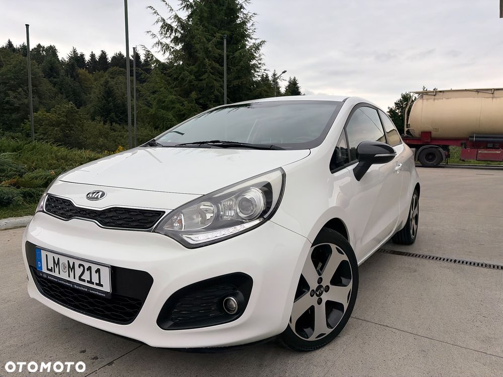 Kia Rio 1.2 Dream Team Edition - 1