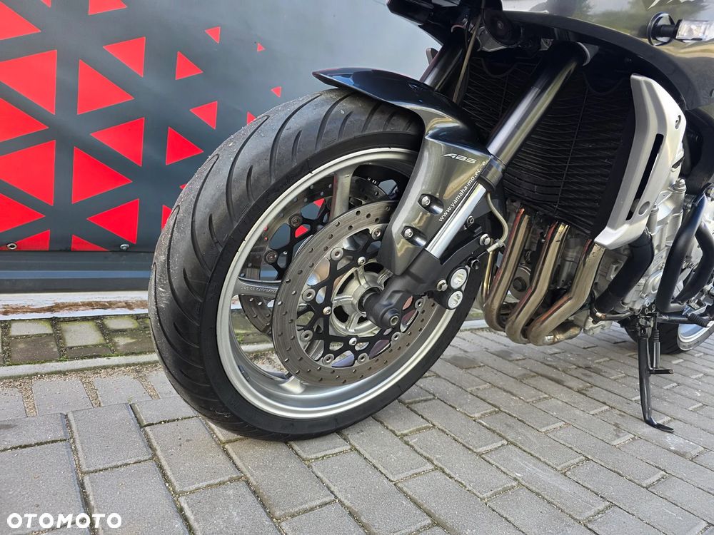 Yamaha FZ - 13