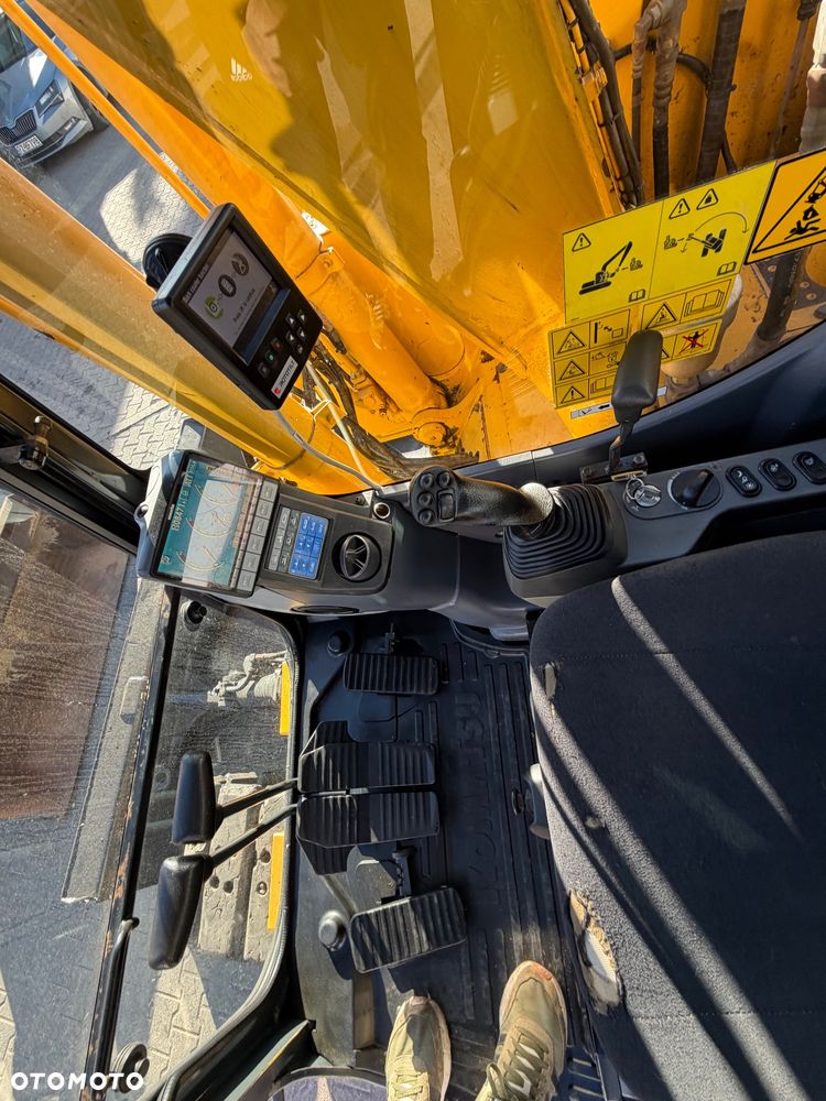 Komatsu PC138US-8 - 22