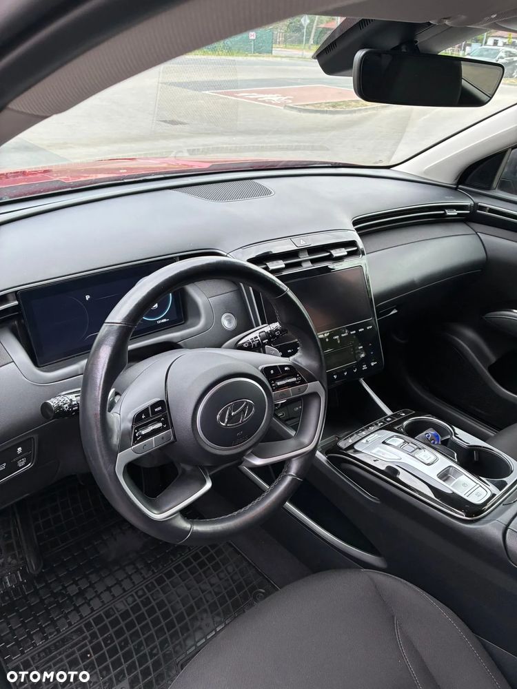 Hyundai Tucson 1.6 T-GDi HEV Executive 2WD - 22