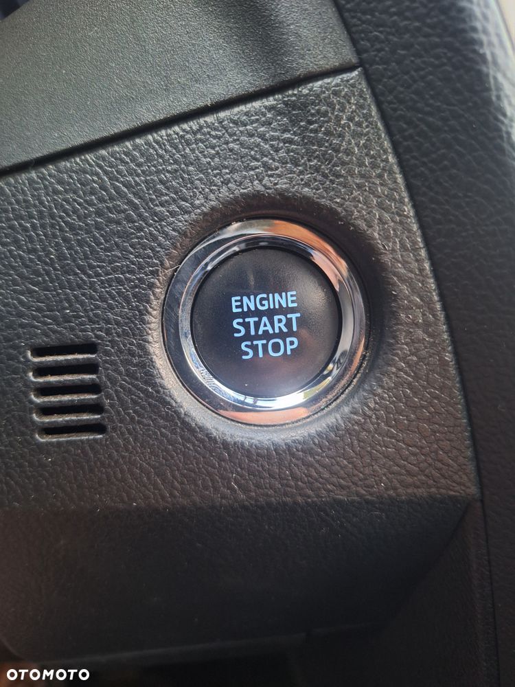 Toyota Auris 1.6 Dynamic - 12