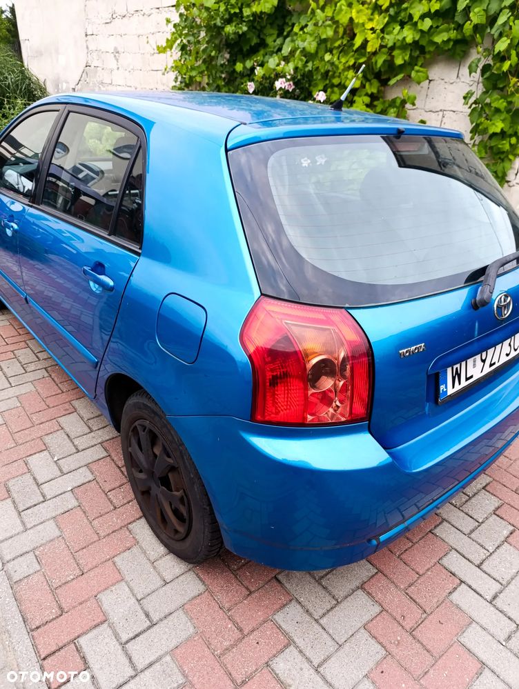 Toyota Corolla 1.4 D-4D Luna - 5
