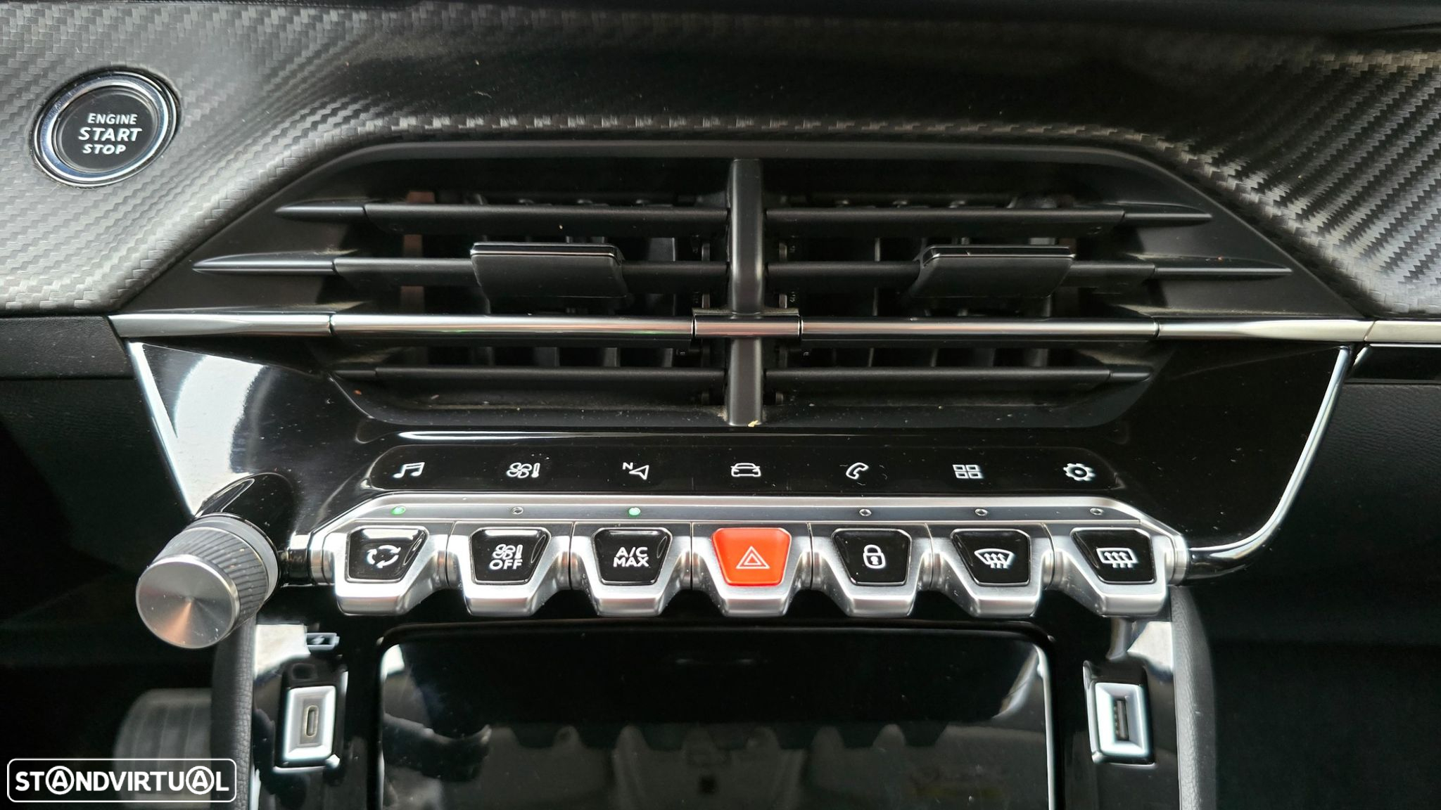 Peugeot 2008 - 40