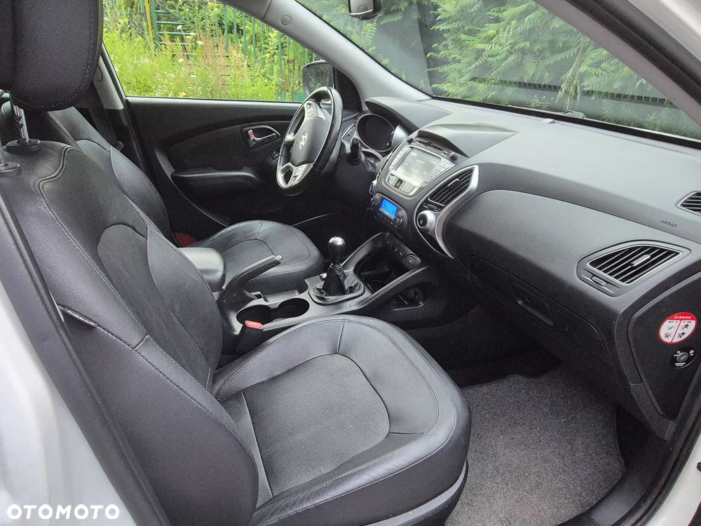 Hyundai ix35 2.0 4WD Premium - 11