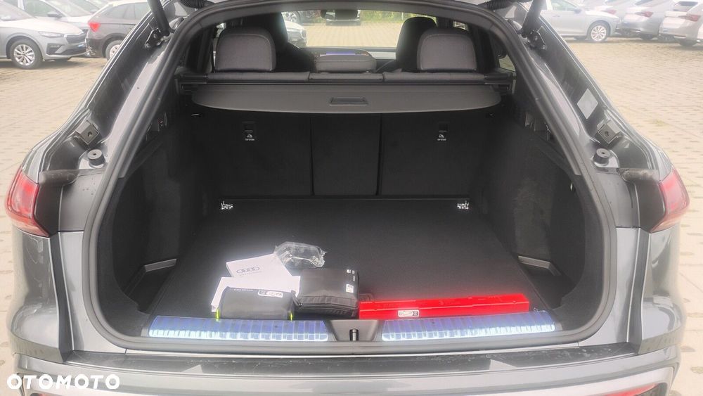 Audi Q5 Sportback - 31