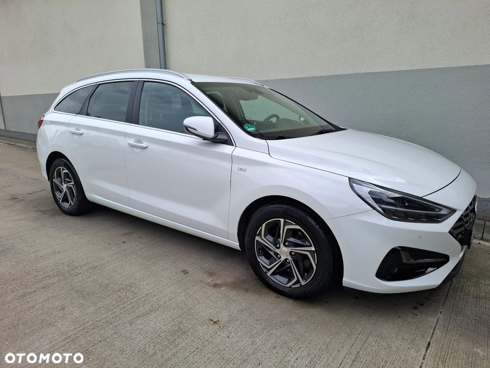 Hyundai i30 Kombi 1.5 T-GDI 48V-Hybrid Intro - 7