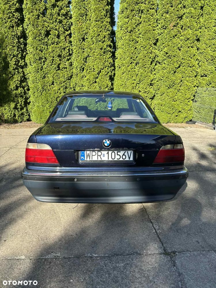 BMW Seria 7 - 4