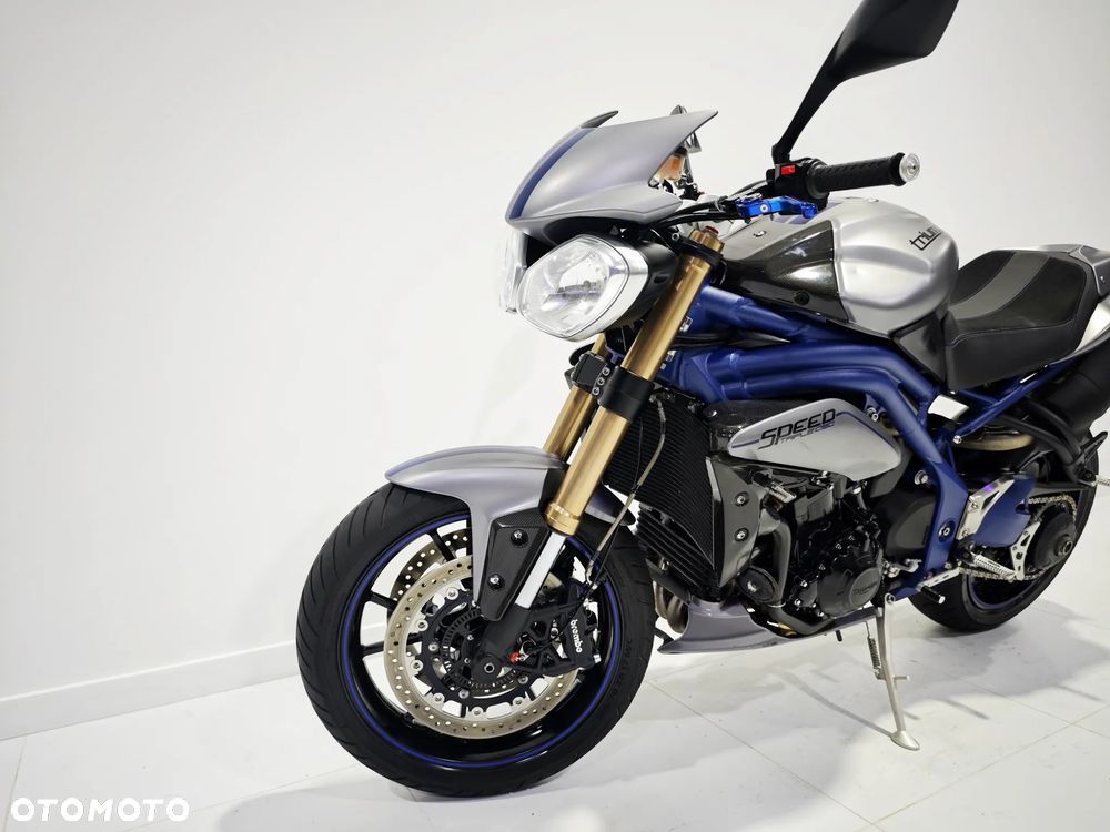 Triumph Speed Triple - 12