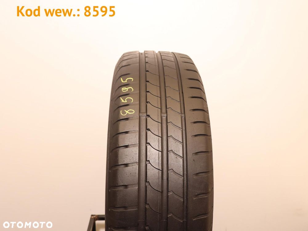 Goodyear EFFICIENTGRIP - 195/60 R16 - 6