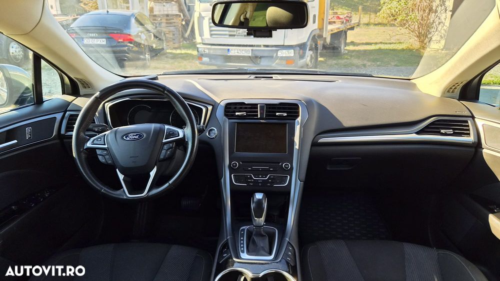 Ford Mondeo 2.0 TDCi Powershift - 14