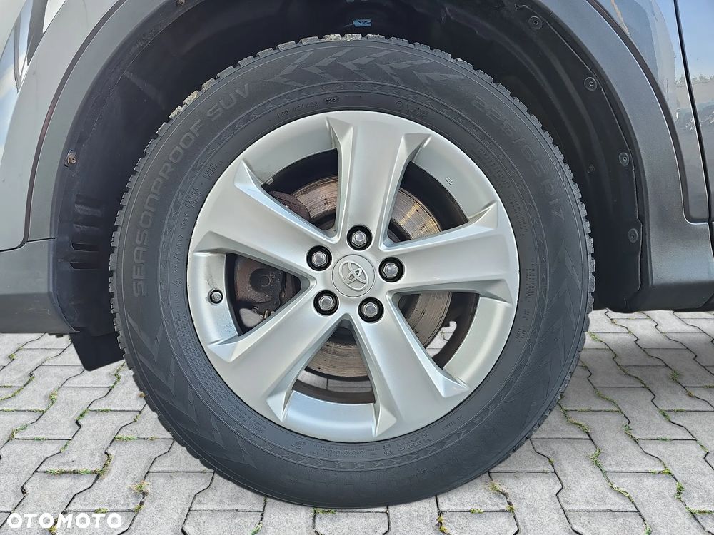 Toyota RAV4 2.0 D-4D Premium - 29