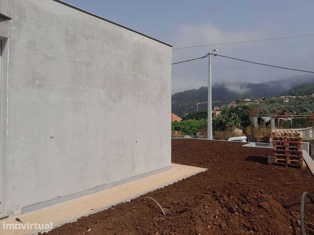 Moradia T3 térrea em construção com piscina nos Salões, Ponta do Sol - Grande imagem: 5/15