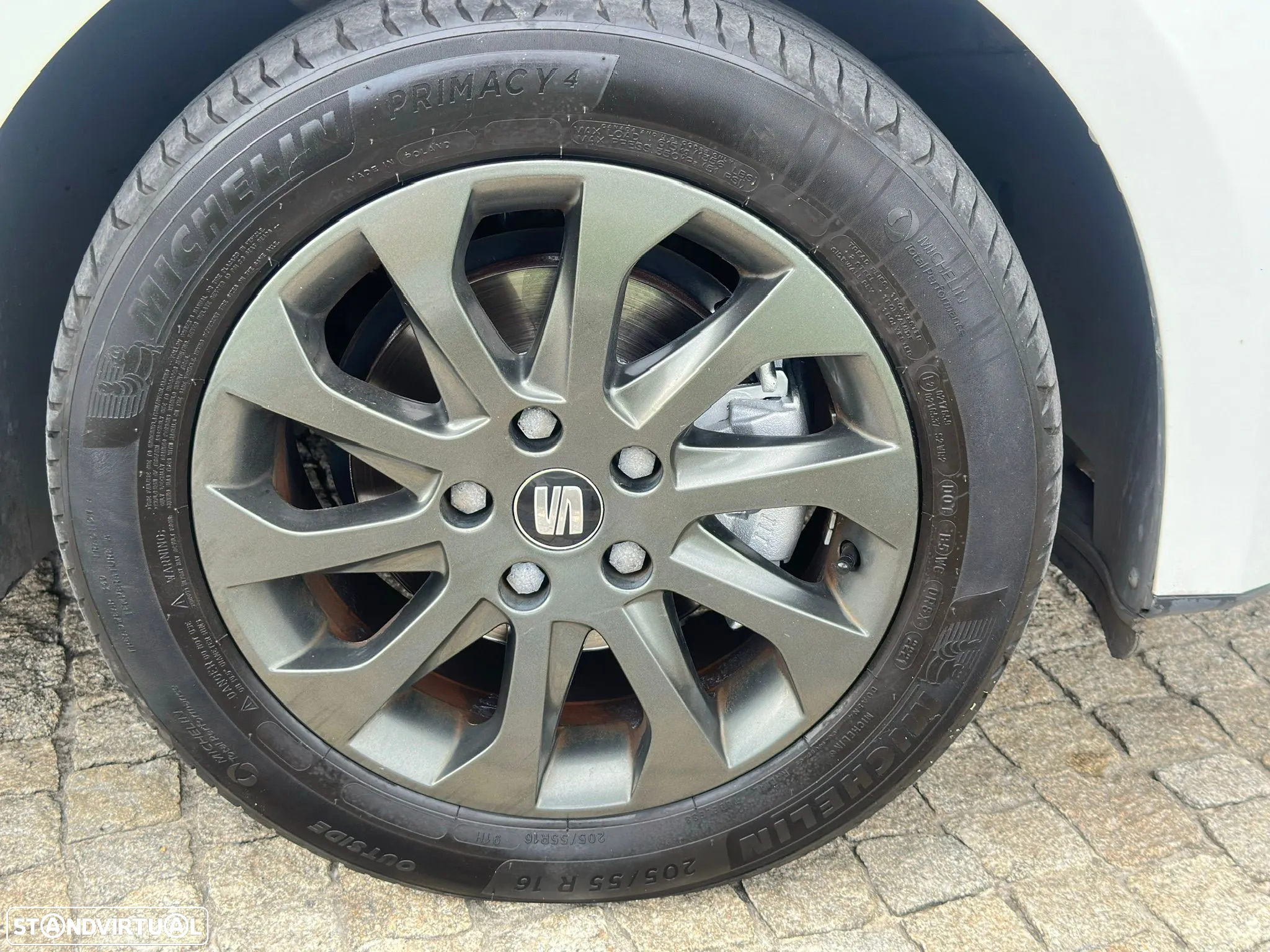 SEAT Leon 1.6 TDI E.Style by Sport - 21