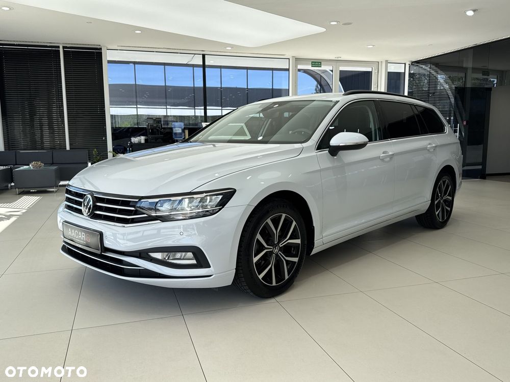 Volkswagen Passat - 2