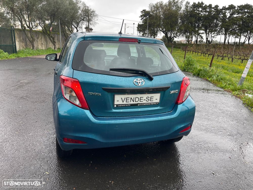 Toyota Yaris 1.0 VVT-i Comfort+P.Style - 3
