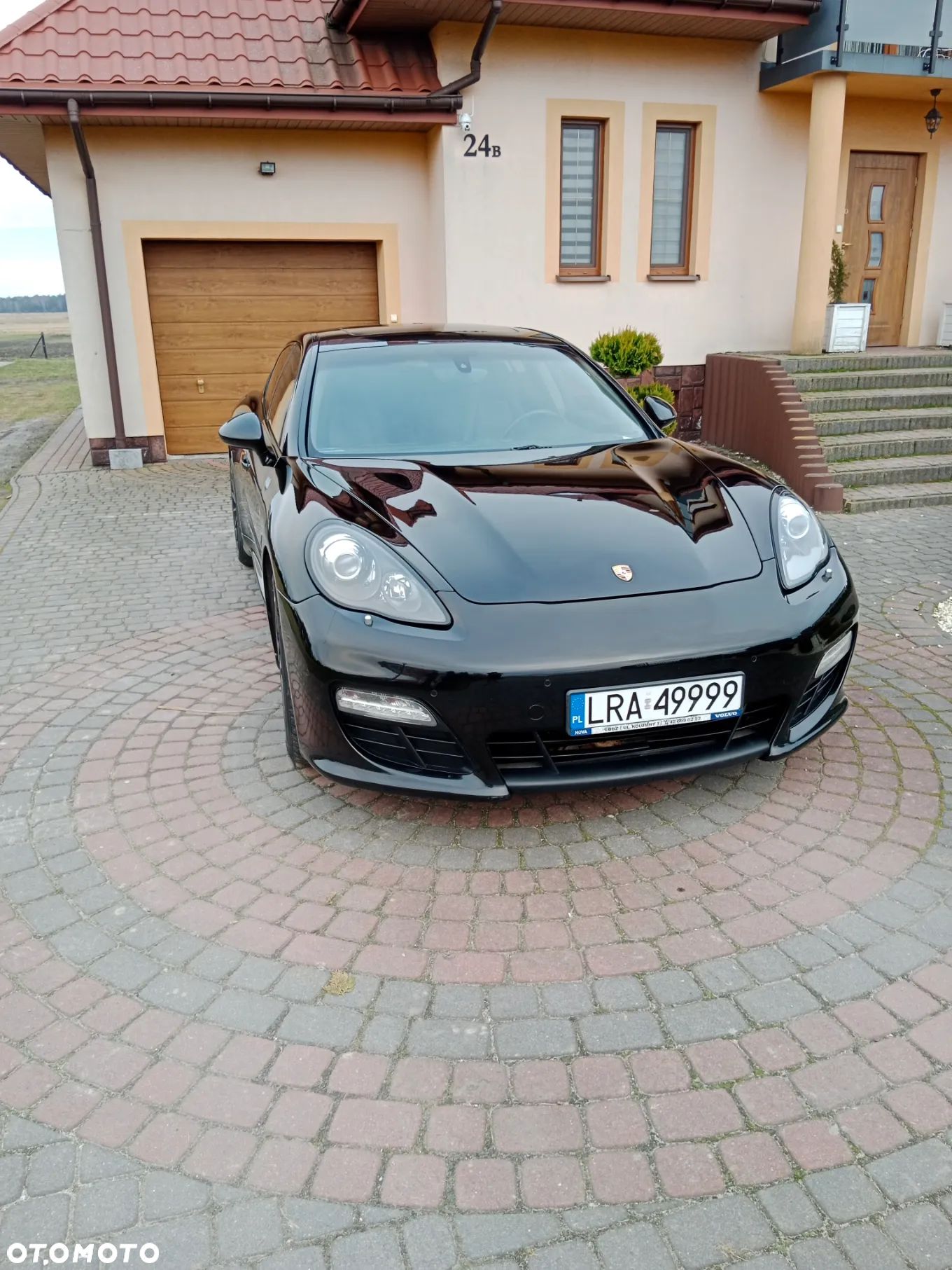 Porsche Panamera - 1