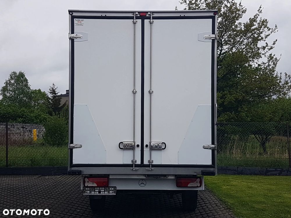 Mercedes-Benz Sprinter 8EP KONTENER 4,22x2,15x2,30 KLIMA 314CDI MANUAL 6-BIEGÓW KRAJOWY - 16