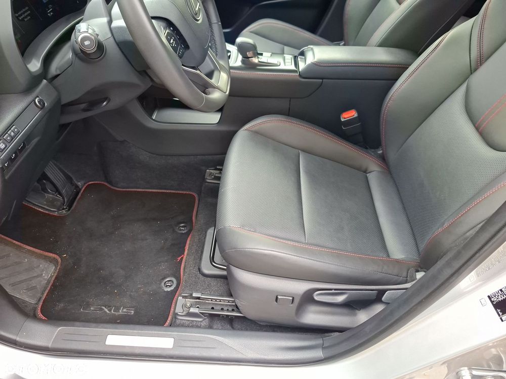 Lexus LBX 1.5 Hybrid Elegant - 11