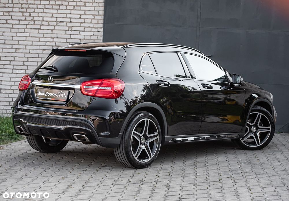 Mercedes-Benz GLA 200 (CDI) d 4Matic 7G-DCT AMG Line - 12