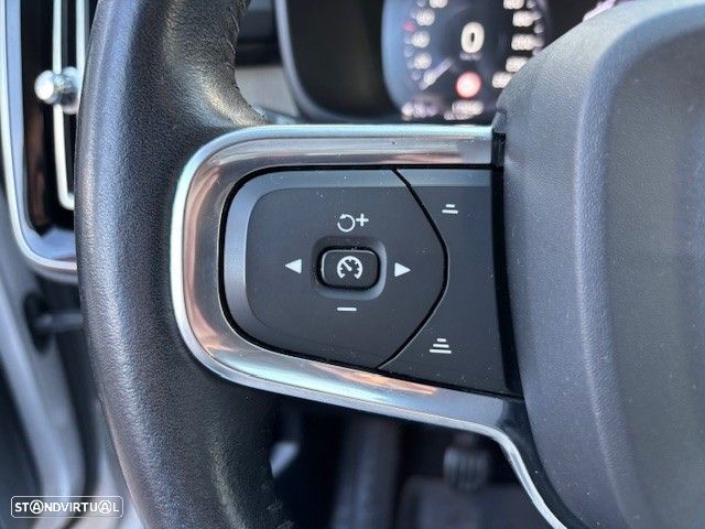 Volvo XC 40 1.5 T3 Inscription - 23