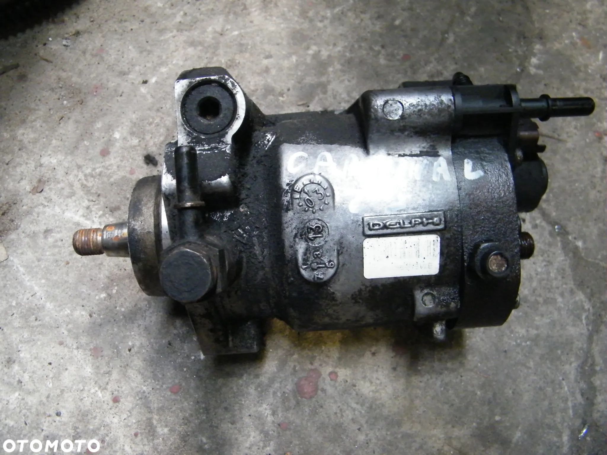 Pompa wtryskowa R9044Z022A Kia Carnival 2.9 CRDI - 1