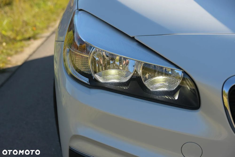 BMW Seria 2 218d Sport-Aut Luxury Line - 14