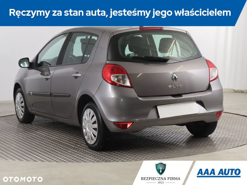 Renault Clio - 5