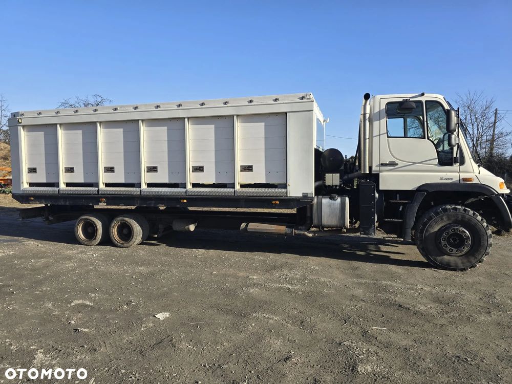 Mercedes-Benz Unimog u400 - 8