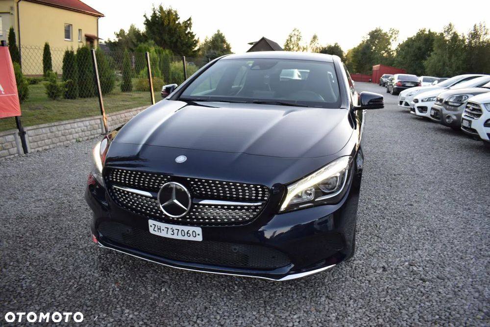 Mercedes-Benz CLA Shooting Brake 220 d 7G-DCT - 1