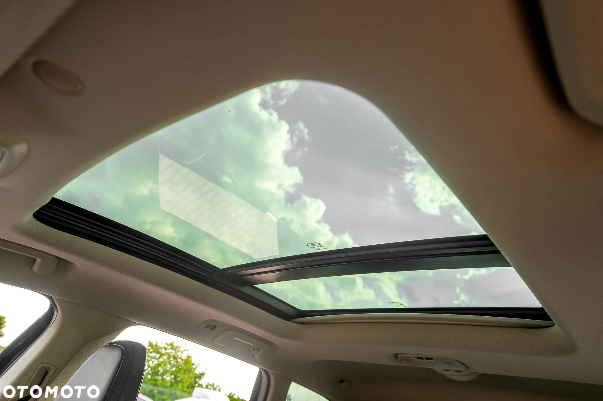Volvo XC 60 D5 AWD RDesign - 28
