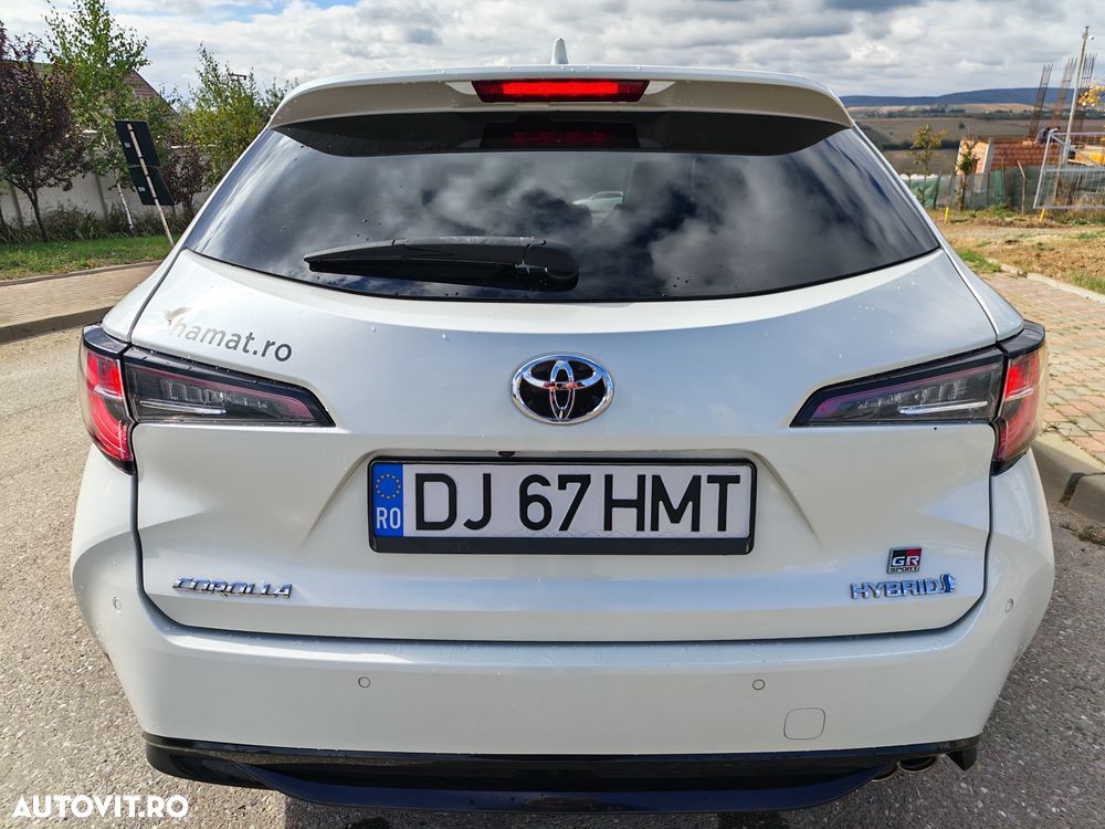 Toyota Corolla - 32