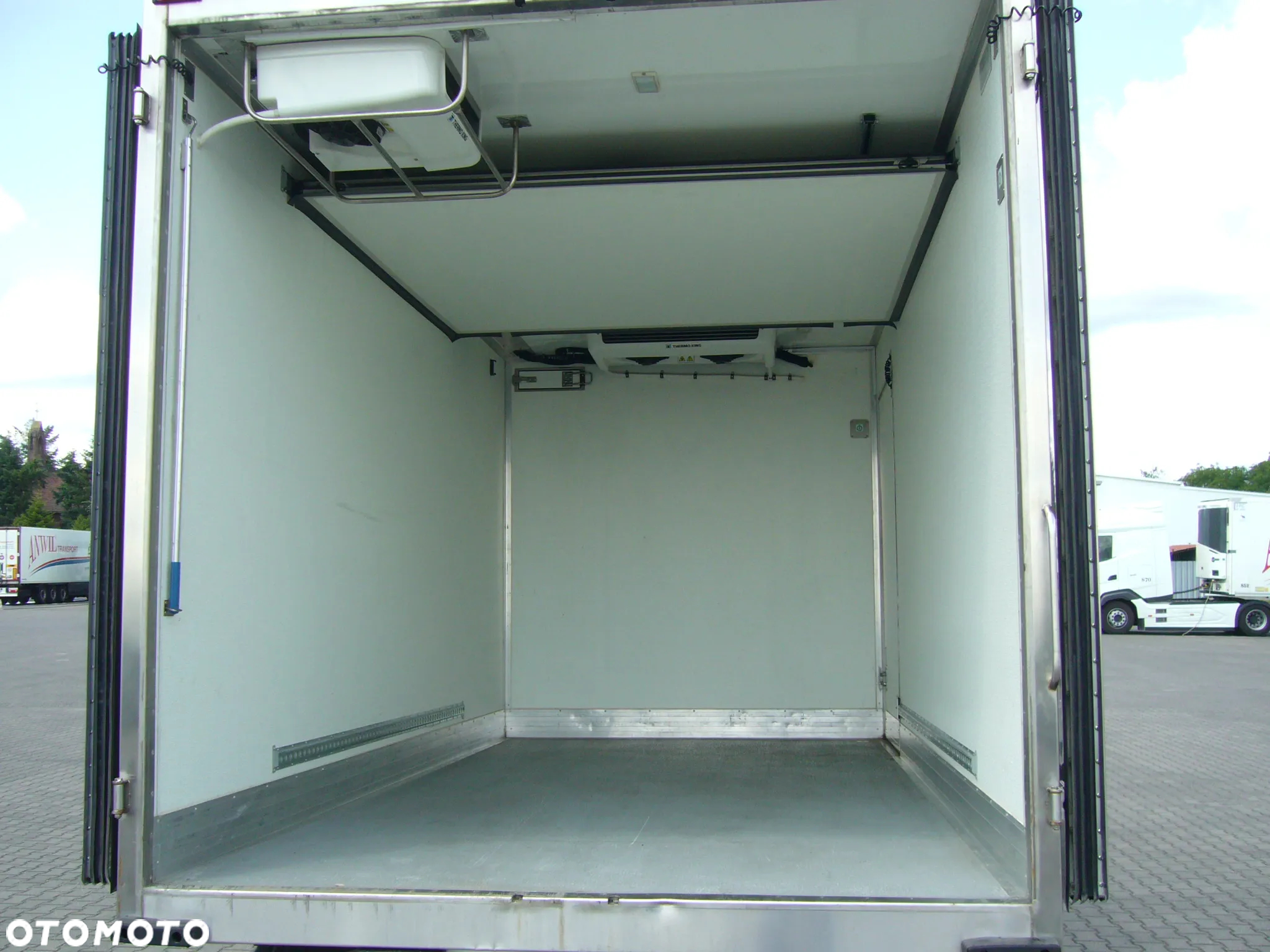 Mercedes-Benz SPRINTER - 7