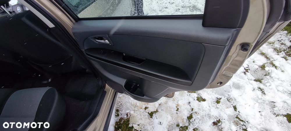 Fiat Sedici 1.9 Multijet DPF 4x4 Emotion - 16