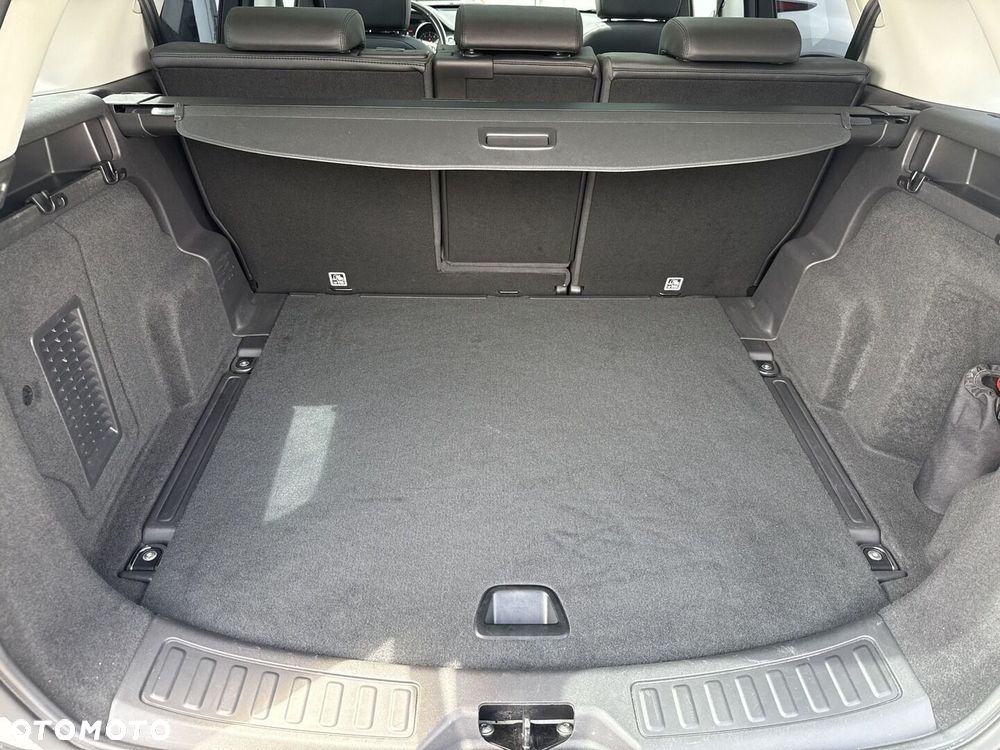 Land Rover Discovery Sport 2.0 Si4 HSE - 14