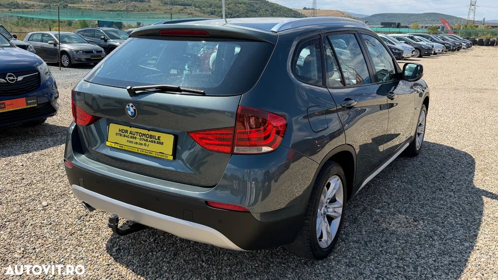 BMW X1 xDrive18d - 12