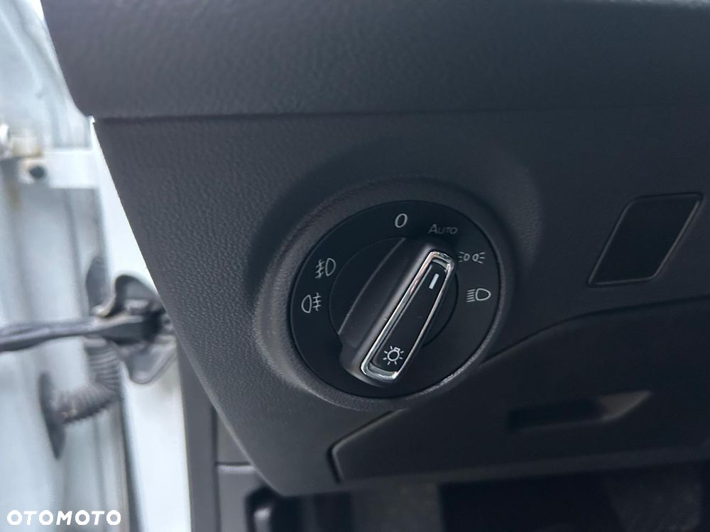 Seat Leon 2.0 TDI DPF Start&Stop DSG XCELLENCE - 33