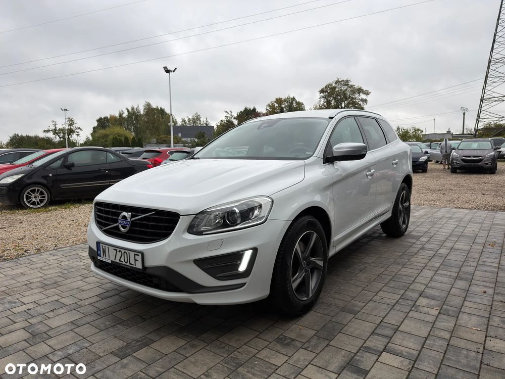 Volvo XC 60 D4 AWD R-Design - 23