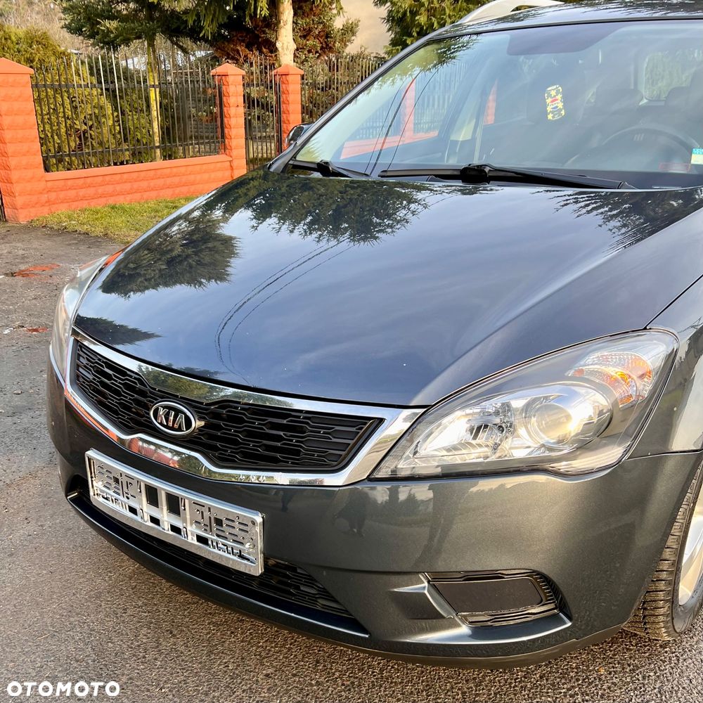Kia Ceed - 26
