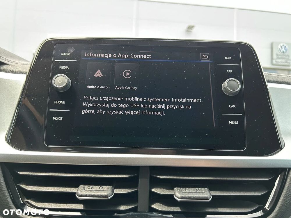 Volkswagen T-Roc 1.5 TSI Life Plus DSG - 32
