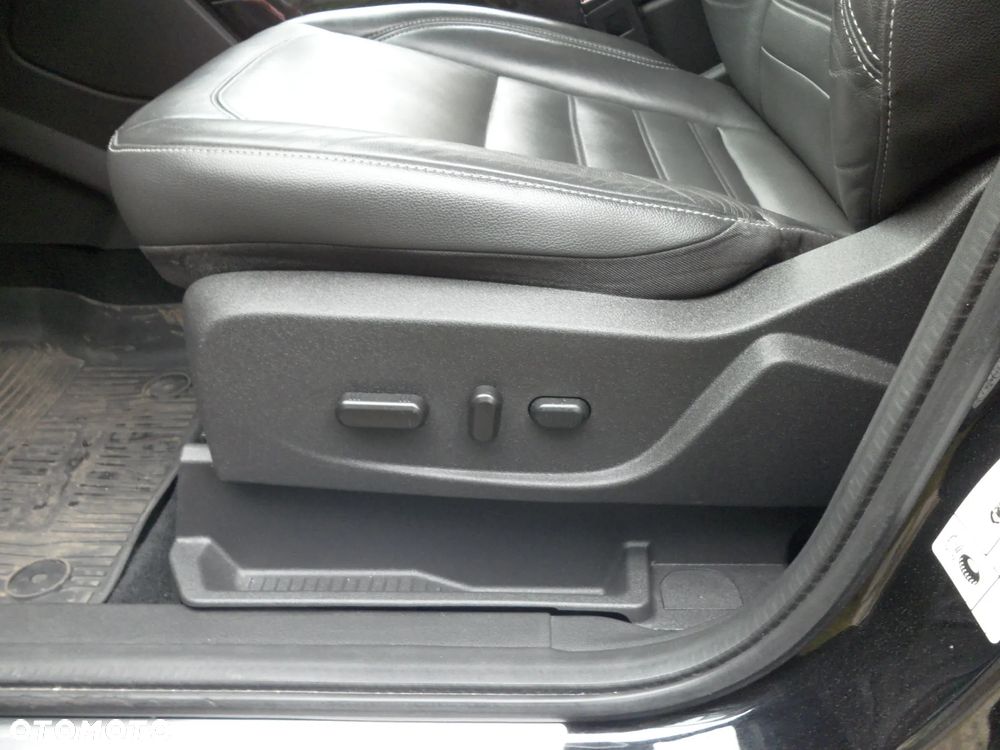 Ford Kuga ver-2-0-tdci-awd-titanium - 4