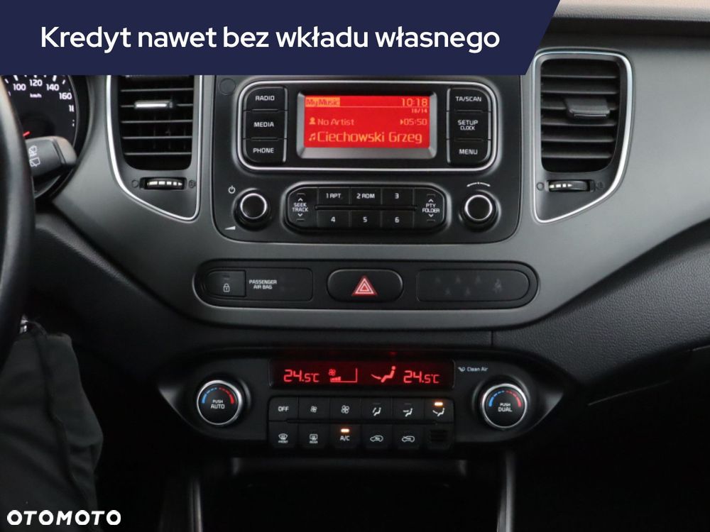 Kia Carens - 15