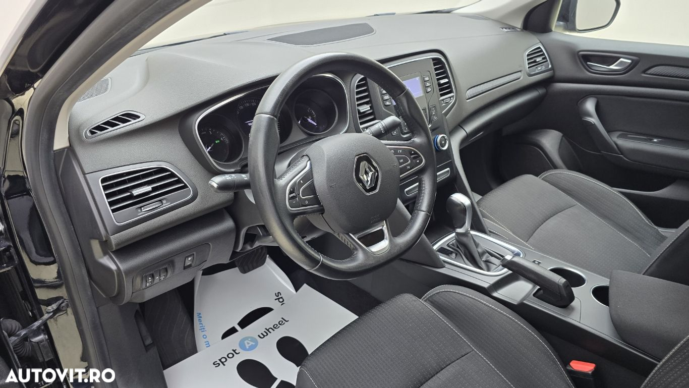 Renault Megane - 13