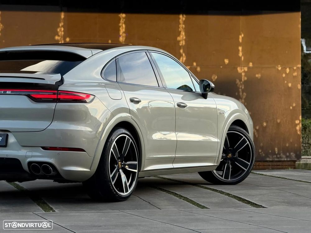 Porsche Cayenne Coupé - 55